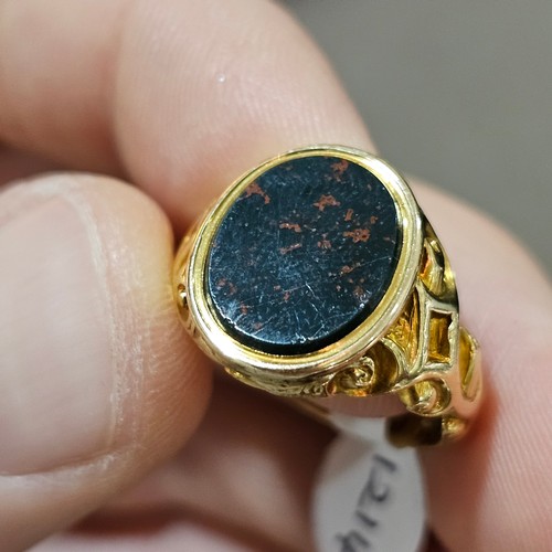 1214 - An Antique 19th century 18ct gold bloodstone signet ring, maker V&S, Birmingham 1858, set with oval ... 