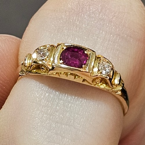 1448 - An Antique 18ct gold three stone ruby and diamond half hoop ring, indistinct maker, Chester 1898, se... 