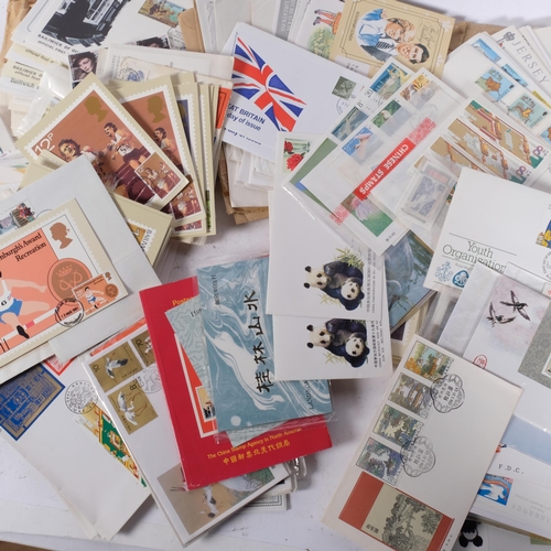 418 - A collection of First Day Covers, British and Oriental