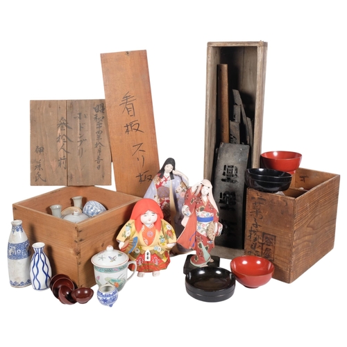 603 - A box of Japanese metal stencils, figures, boxes, and china