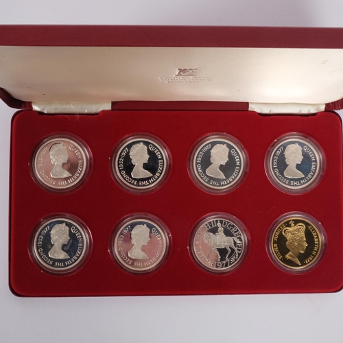 662 - A cased set of Pobjoy Mint 7 crowns in sterling silver, and a Silver Jubilee crown medal