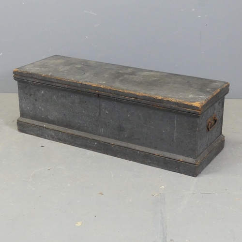 2698 - A vintage painted pine tool box. Width 90cm, height 30cm, depth 31cm.