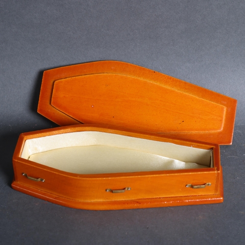 3396 - Miniature Coffin 
A beautifully made miniature coffin. With removable lid and satin material interio... 