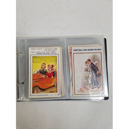 98 - 2 albums with over 300 Vintage comic postcards