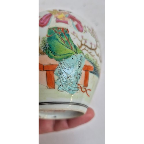 187 - A Chinese Republic Period vase, hand painted depicting lady playing pan flute, 4 character mark on b... 