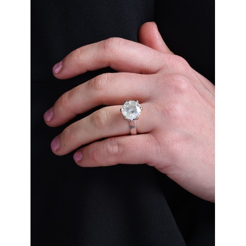 45 - A 5.04 Carat Single Stone Diamond Ring,

set with a modern round brilliant-cut natural diamond of 5.... 