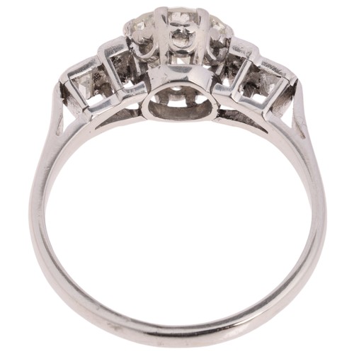 79 - An Art Deco 1.4ct Single Stone Diamond Ring, 

circa 1920, claw set with a round transitional-cut di... 