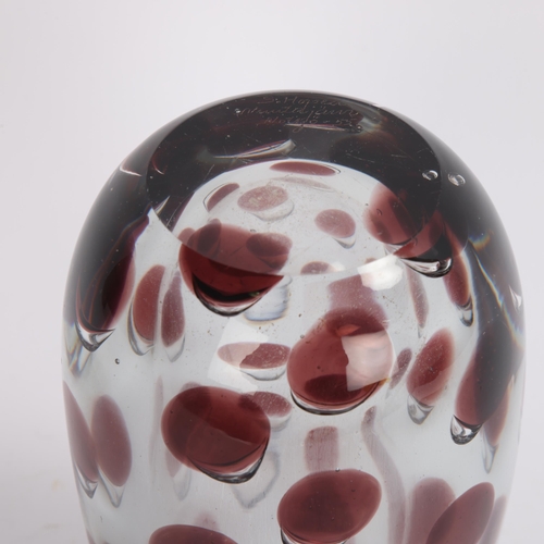 167 - SAARA HOPEA (Finnish) for Nuutajarvi Notsjo, an early ‘Pantteri’ art glass vase with leopard spots. ... 