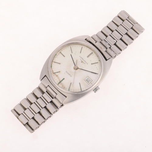 1017 - LONGINES - a Vintage stainless steel quartz calendar bracelet watch, ref. 4835, circa 1980s, silvere... 