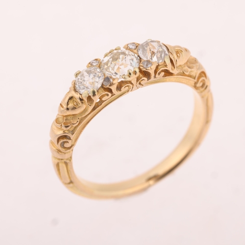 1195 - An Antique 18ct gold three stone diamond half hoop ring, set with old European-cut diamonds with ros... 