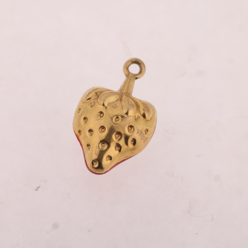 1212 - A 9ct gold and enamel novelty strawberry charm/pendant, 15.1mm, 0.5g