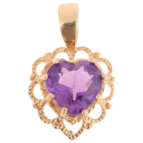 1220 - A 9ct gold amethyst heart pendant, set with heart-cut amethyst, unmarked mount tests as 9ct, 16.9mm,... 