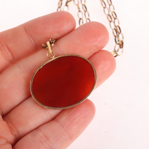 1322 - An Iranian carnelian script pendant necklace, on 9ct belcher link chain, pendant 33.4mm, chain 50cm,... 