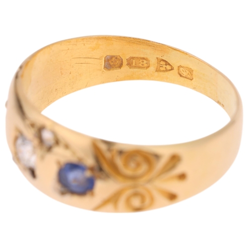 1352 - An Antique 18ct gold sapphire and diamond gypsy ring, Chester 1907, set with round-cut sapphires and... 