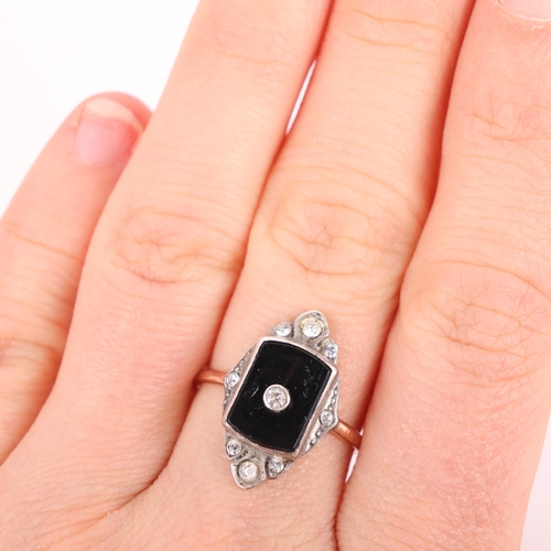 1530 - A 9ct gold and silver onyx and cubic zirconia panel ring, setting height 14.4mm, size N, 2.8g