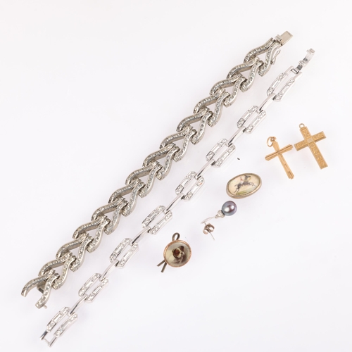 1589 - Various jewellery, including 9ct gold cross pendant, 0.7g, Vintage paste bracelet, etc