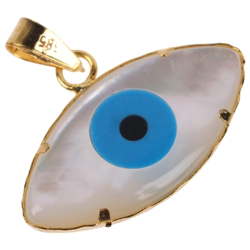 1426 - A 14ct gold mother-of-pearl 'Evil Eye' drop pendant, 18.2mm, 1.1g