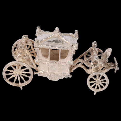 1600 - An Elizabeth II silver model Queen's Coronation carriage, Toye, Kenning & Spencer, Jubilee hallmarks... 