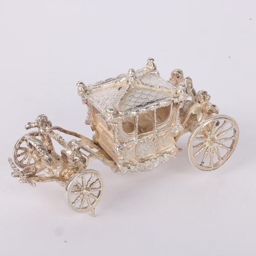 1600 - An Elizabeth II silver model Queen's Coronation carriage, Toye, Kenning & Spencer, Jubilee hallmarks... 