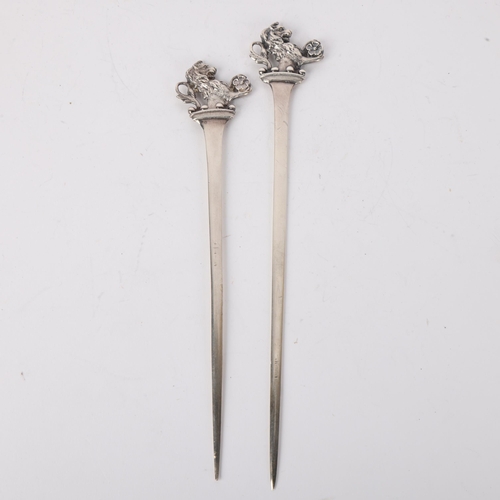 1654 - A pair of Victorian silver heraldic meat skewers, John Samuel Hunt, London 1853, commissioned by Hug... 