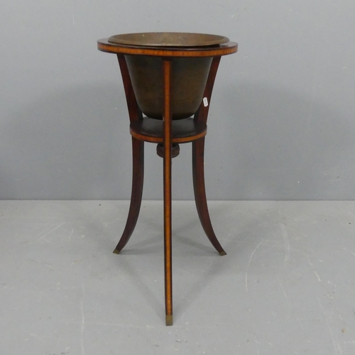 2185 - An Edwardian mahogany and satinwood strung jardinière stand, with brass lining and tapered legs. Dia... 