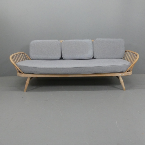 2011 - ERCOL - A mid-century model 355 Studio Couch / Day Bed. Overall 208x77x80cm, seat 156x44x65cm.... 