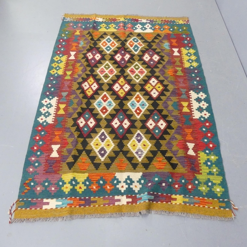 2286 - A Maimana Kilim rug. Length 193cm, width 128cm.