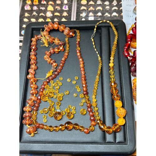 1445 - A quantity of amber, cherry amber and Bakelite bead necklaces