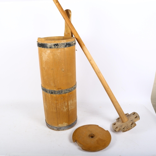 114 - A 1930s Swedish butter churn