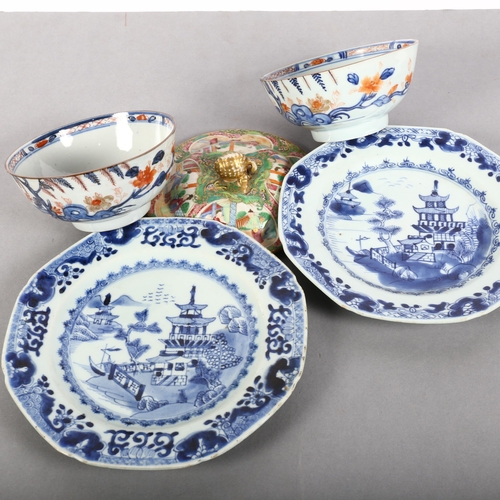 175 - 2 Chinese blue and white export plates, a Canton lid and 2 Chinese bowls