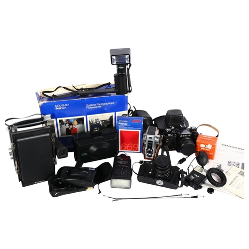 279 - A quantity of Vintage cameras and accessories, including a Cosina CT-1, a Bencini Milano Comet III, ... 