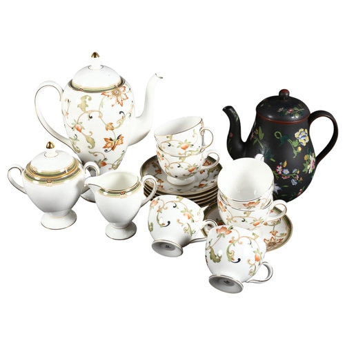 512 - Wedgwood Oberon pattern tea service for 6 people, and black Wedgwood teapot with chinoiserie floral ... 