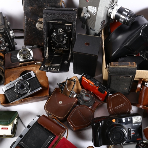 525 - An Argus leather-cased camera, Microflex and other cameras, binoculars, etc