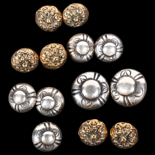 589 - A collection of various silver and silver-gilt buttons (13)