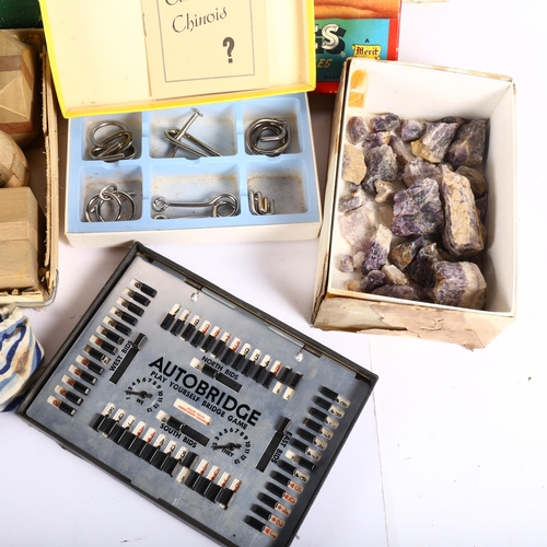 676 - A box of Vintage games and puzzles