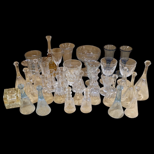 759 - A large quantity of Antique glassware, various tumblers, cordials, etc (37)