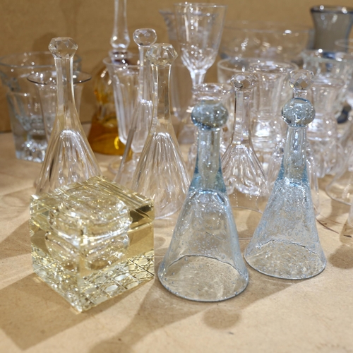 759 - A large quantity of Antique glassware, various tumblers, cordials, etc (37)