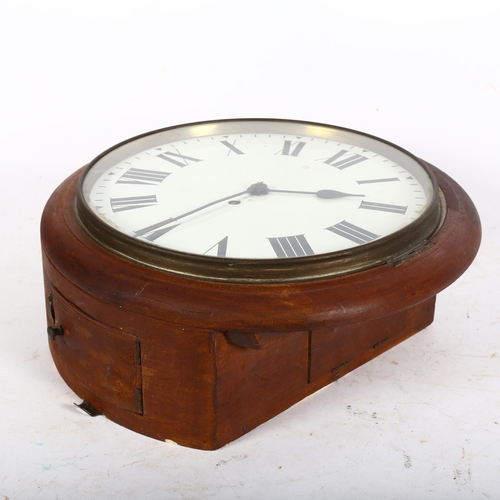 914 - A GPO mahogany-cased dial wall clock, with Roman numerals, marked 