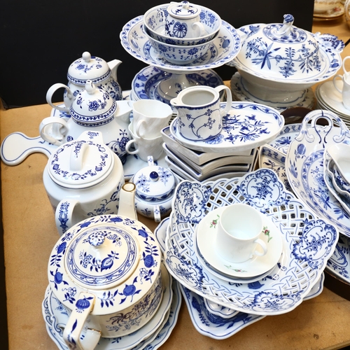 957 - A large collection of Continental blue and white tea and dinnerware, including comport, hors d'oeuvr... 