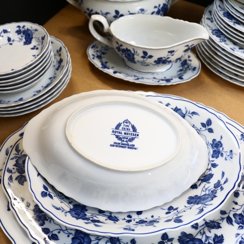 958 - Royal Meissen, Japan, a collection of blue and white dinnerware, to include dinner plates, 2 tureens... 