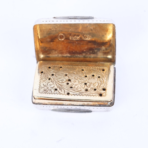 67 - A William IV silver vinaigrette, Francis Clarke, Birmingham 1835, rectangular form with bright-cut e... 