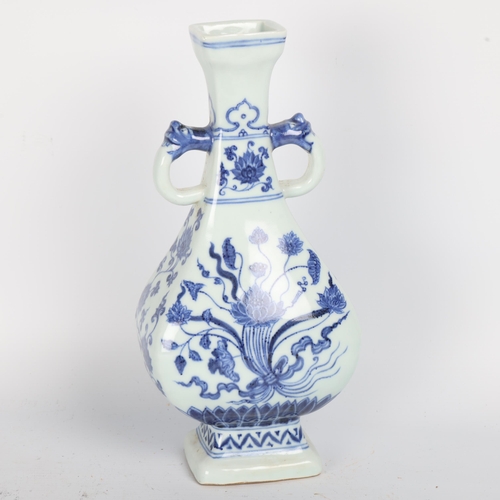 248 - A Chinese blue and white porcelain narrow-neck vase, height 27cm