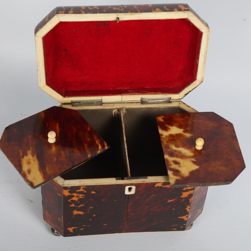 252 - An early 19th century tortoiseshell and silver inlaid tea caddy, with silver crest inset to the lid,... 