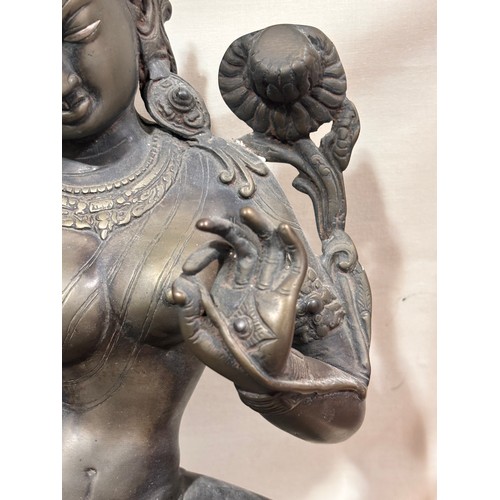 77 - A Thai bronze Buddha, height 41cm