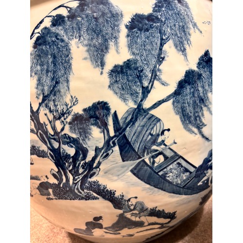 46 - A large Chinese blue and white porcelain fish bowl, decorated with boats among the reeds, diameter 5... 