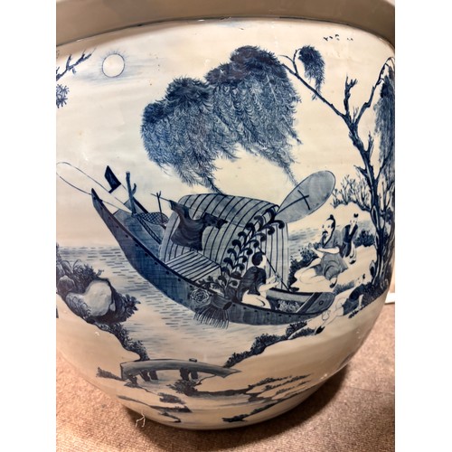 46 - A large Chinese blue and white porcelain fish bowl, decorated with boats among the reeds, diameter 5... 