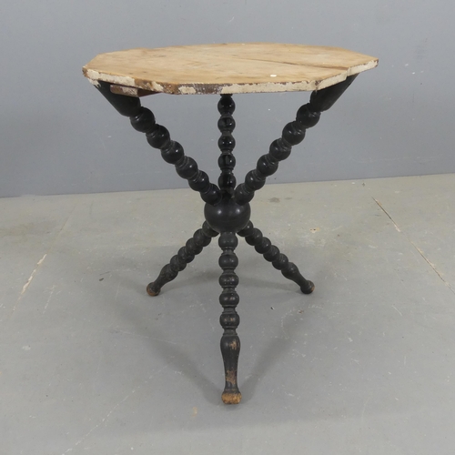 2308 - An antique painted pine Gypsy table, the circular top on bobbin turned tripod base. Diameter 52cm, h... 