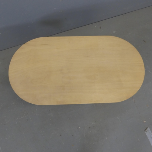 2353 - A modernist design birch plywood coffee table. Width 85cm, height 40cm, depth 45cm.