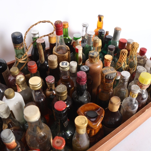 319 - A quantity of spirit and liqueur miniatures