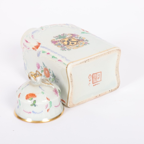 430 - A Chinese export porcelain 'Armorial' tea caddy, painted and gilded decoration, 12cm